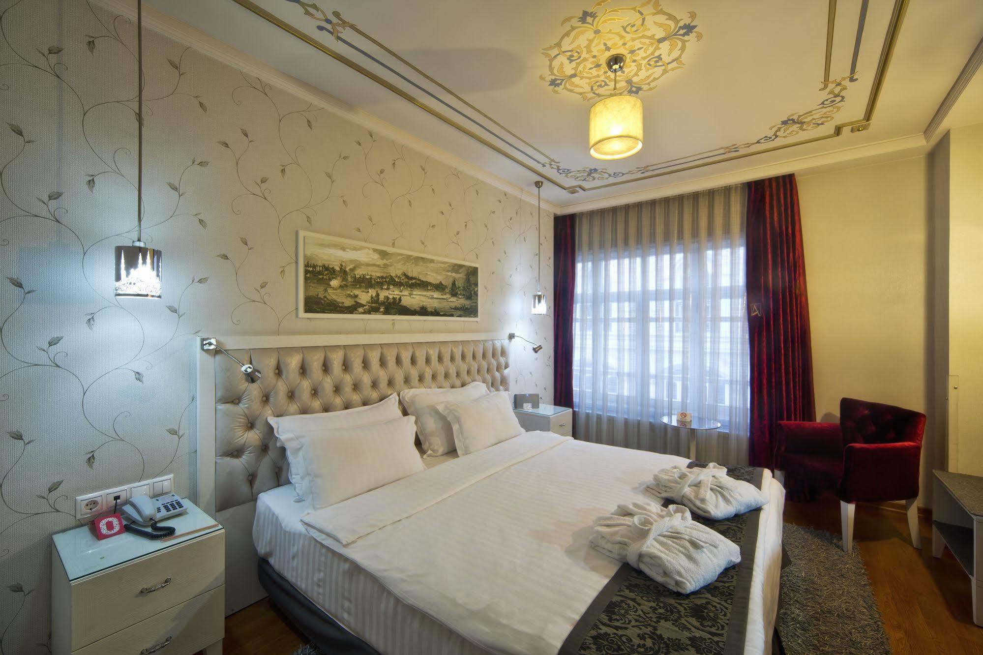 Hotel Amira Istanbul Exterior photo